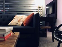 Fake wall/divider between bed and sitting area