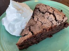 Flourless chocolate cake