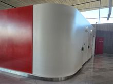 The hidden entrance to the AF La Premiere arrivals/reception lounge.
