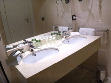 Bathrooms are the same for Comfort and Premium room