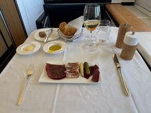 Cold cuts of beef