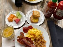 Marriott Denver Tech M Lounge breakfast buffet
