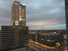 Facing west towards Groothandelsgebouw