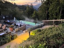 Infinity hot tub