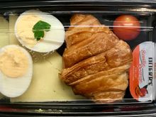 Euro Traveller cold vegetarian breakfast