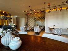 Club Lounge