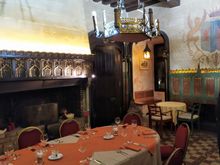 Interior of the restaurant inside Château Coudrée