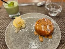 Caramel and Pear Frangipane
with salted caramel pear salsa and vanilla ice cream - okay ish, nothing special. Regretted not choosing the Thai pudding instead (this was recommended instead by lounge staff).