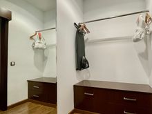 Large separate dressing