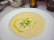 Cauliflower cream with Romanesco florets - superb (5/5)