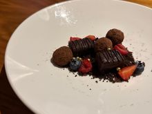 Globalist welcome dessert