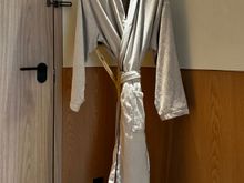 Bathrobe 