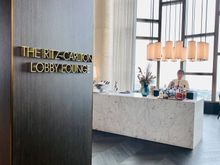 80th floor “Sky Lobby” for check-in