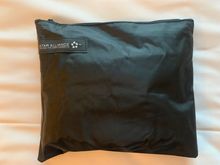 Star Alliance overnight kit bag.