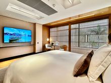 King Bed