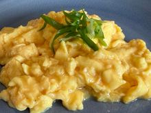 I asked for soft scrambled eggs with chives, but they gave me scallion🤷🏻