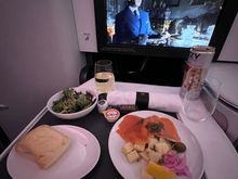 Smoked salmon, herb potatoes, pickled onions