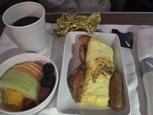 Crew offered me an omelette despite being ~25 minutes from landing. Very nice of them! 