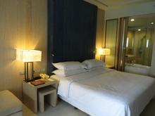 Deluxe Club Room