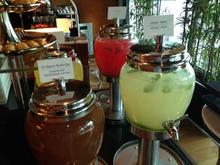 lemonade (dessert station)