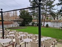 Now, as a guest of the hotel, you are able to see the water again.