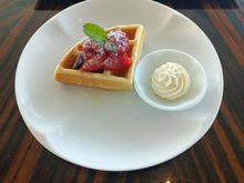 Waffle (single (i.e. regular) serve).