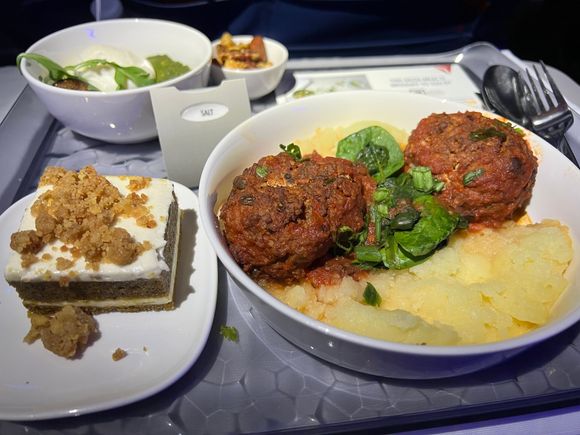 JFK-MIA 2243