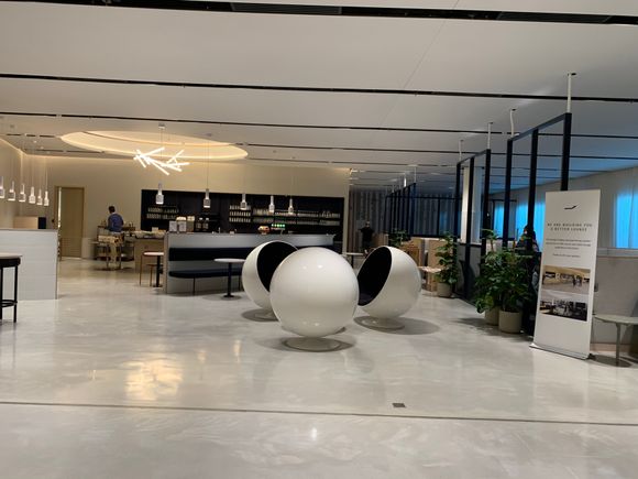 The J lounge is open now. Still a few tradies around. 