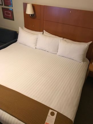 How much bed does one man need!?!!