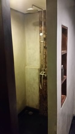 Don't touch the pipes in the wrong spot.