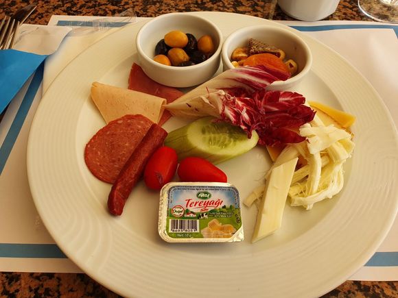 Cold breakfast plate day 2