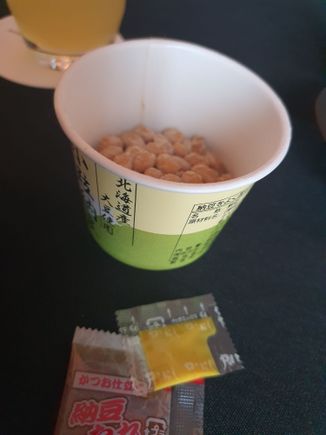 Room service breakfast, Tiny natto cup, with seasoning? Not bad