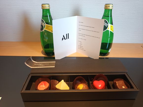 Gold welcome amenity