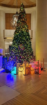 Christmas tree in lobby of Hilton Tokyo Odaiba
