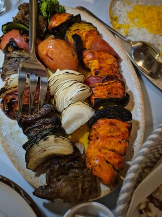 Filet mignon & chicken skewers 