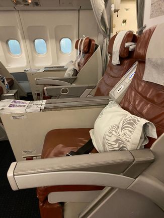 DXB-CMB a330-200