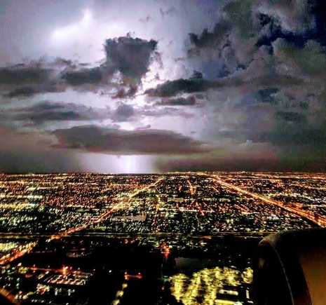 Coming in for a landing during a storm in MIA (did some adjusting on the original shot) 