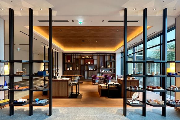 Boutique and Concierge desk