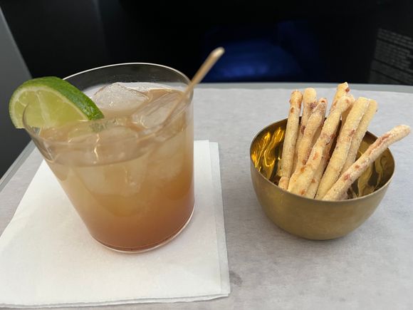 Al pastor margarita and breadsticks 