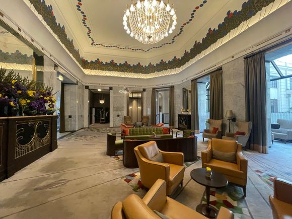 Hotel Bristol Lobby