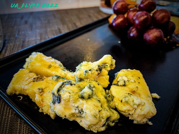 This is an appetizer option, but I decided to have it as a desert. Go my fill of great blue cheese (since no cheese is served on the flight anymore)