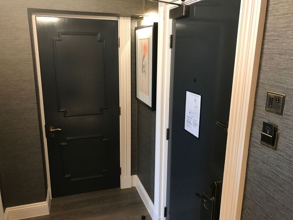 Upon entry into the room you see this has a connecting door on the right
