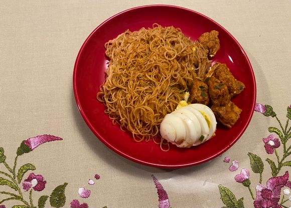 Dry mee siam