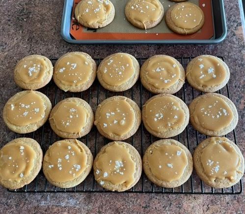 Salted caramel cookies.  Really good for the teeth! 😂