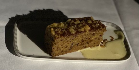 Banana cake 