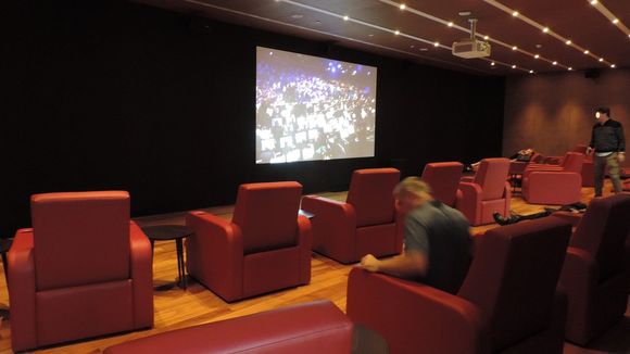Movie Theater, M&S Lounge
