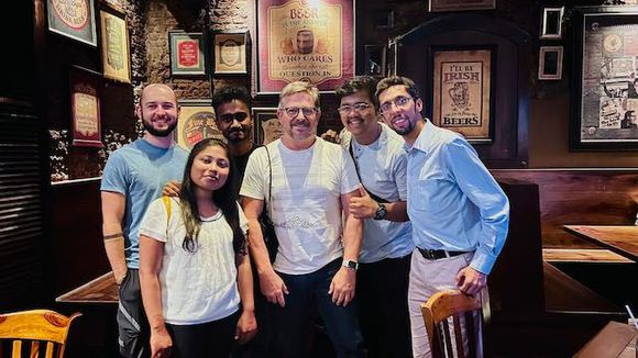 A fun night with Couchsurfers in Mumbai