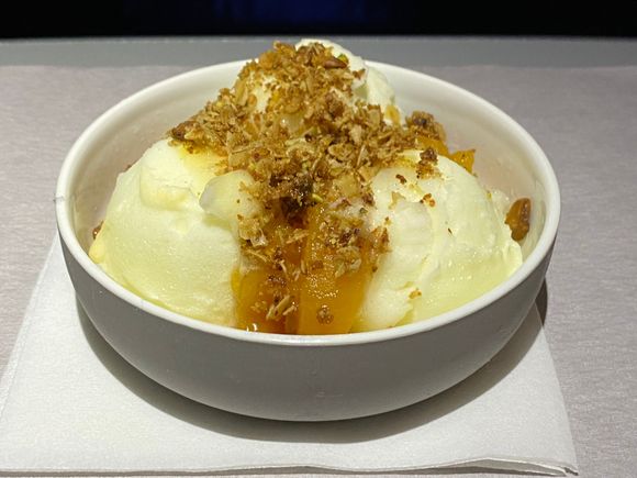 Vanilla gelato with granola and peach?
