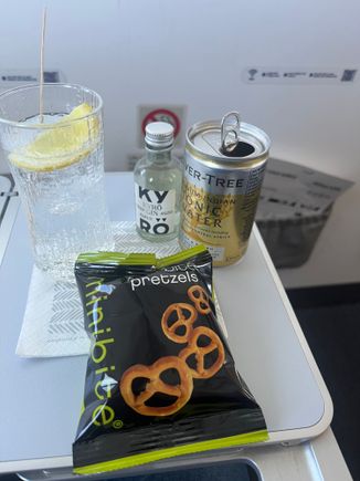 Please Finnair, change your shourt-hall snacks, I can’t eat these pretzels after more than 100 flights