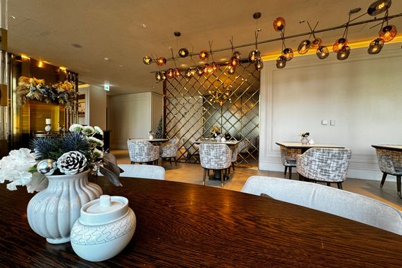 Club Lounge